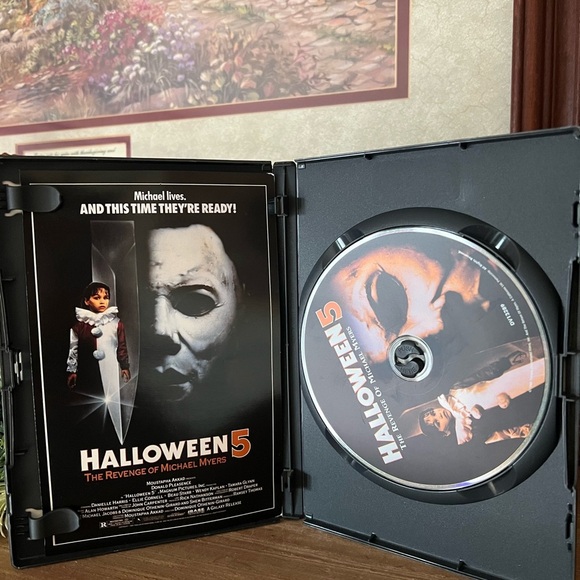 Halloween 4 and 5 Special Edition The Return/ Revenge DVDS‼️FINAL SALE - Picture 3 of 6